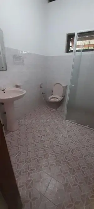 HJR184 - Upstairs House for Rent in Kadawatha