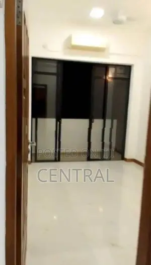 3 Bedroom Furnished Apartment for sale in Wellawatte (C7-10202)