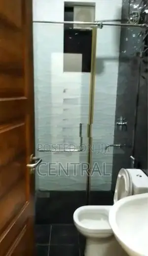 3 Bedroom Furnished Apartment for sale in Wellawatte (C7-10202)