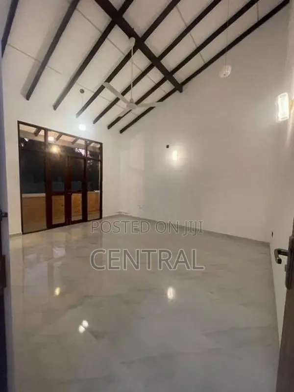 BRAND NEW TWO STORIED HOUSE FOR SALE IN MALABE TOWN (C7-10207)