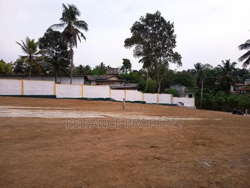 Great Location Land in Homagama