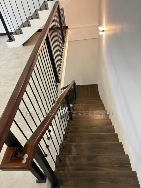 HAS209 - Modern Luxury House for Sale in Piliyandala