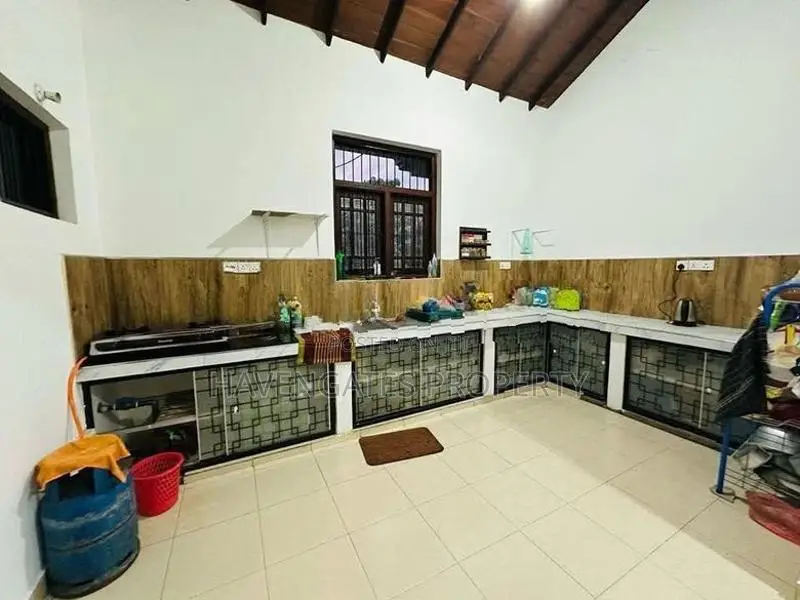 fully furnished luxury house rent in Negombo