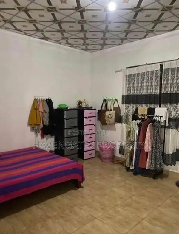 single storey house sale Negombo - 15 perches
