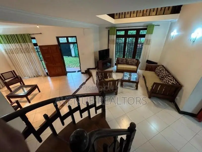 5BR House for Sale in Boralesgamuwa (HS4712)