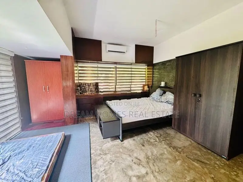 Luxury House for Sale in Rajagiriya – Kalapaluwawa
