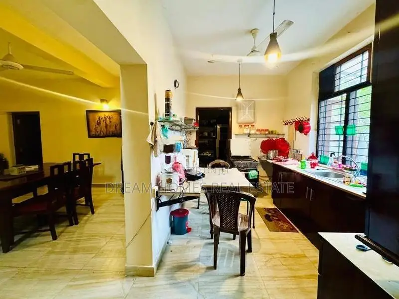 Home for Sale – Ambawatta Road, Boralesgamuwa