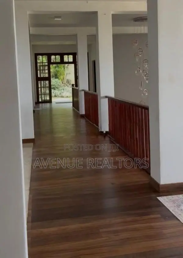 Luxury Villa for Rent in Kandy (VL4710)