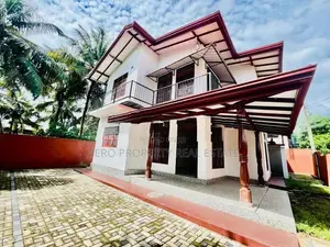 Modern Two Unit Luxury House for Sale in Athurugiriya