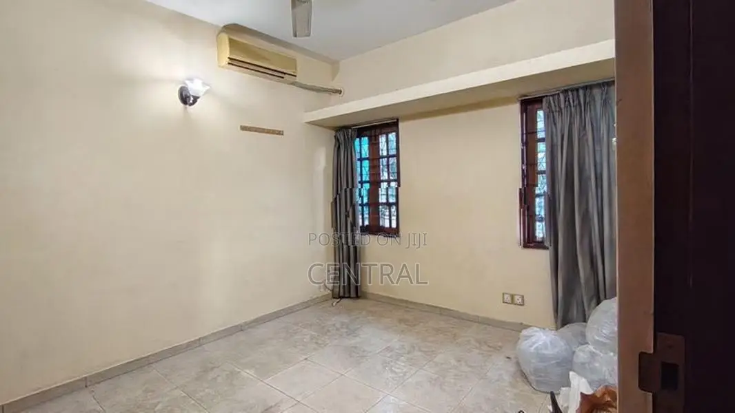 Furnished Apartment for Sale in Colombo 05 (C7-10214)