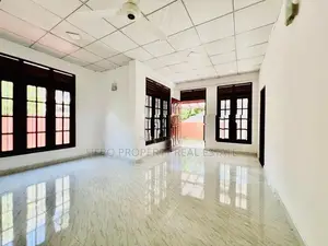 Modern Two Unit Luxury House for Sale in Athurugiriya