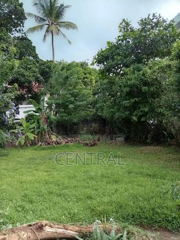 49 Perches supreme Main Road facing land for sale (C7-10215)