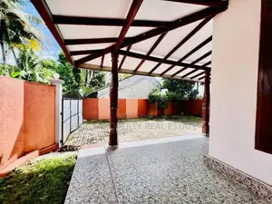Modern Two Unit Luxury House for Sale in Athurugiriya