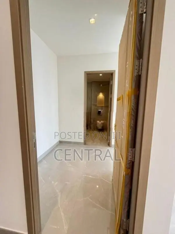 Apartment for Sale in Address 606, Colombo 03 (C7-10218)