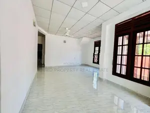 Modern Two Unit Luxury House for Sale in Athurugiriya