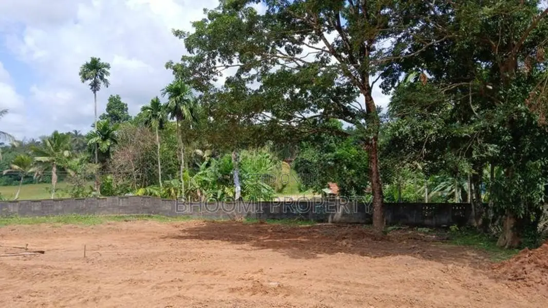 Homagama Luxury Land for Sale