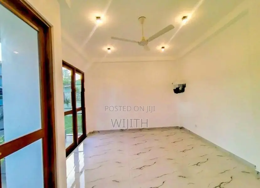 SUPAR BRAND NEW THREE STOREY HOUSE FOR SALE IN MAHARAGAMA