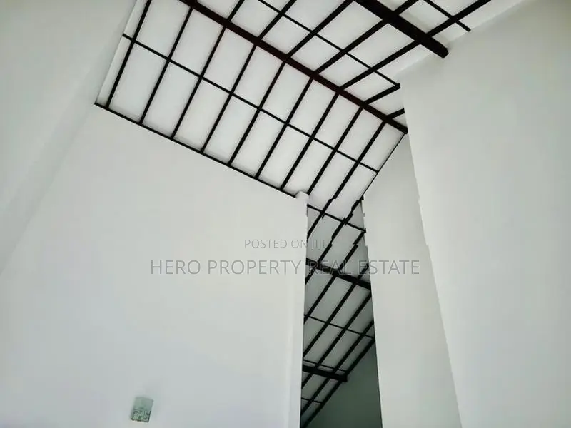 Luxury Quality Valuable House for Sale in Athurugiriya