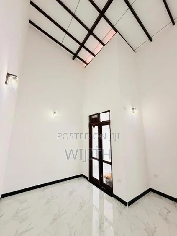 BRAND NEW SINGLE HOUSE FOR SALE IN KOTTAWA HORAN ROAD