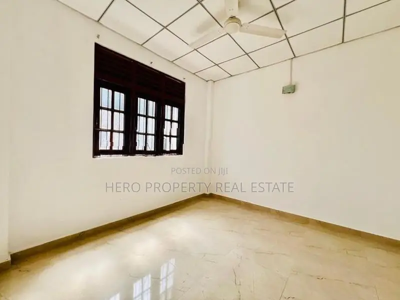 Modern Two Unit Luxury House for Sale in Athurugiriya