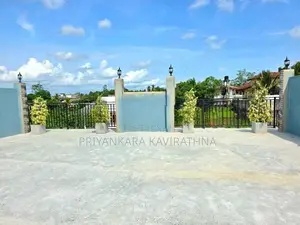 Mordern Luxury House For Sale in Kahatuduwa