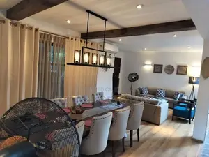 4 Bedroom Luxury Furnished House for Sale – Colombo 05 (EM164RK)