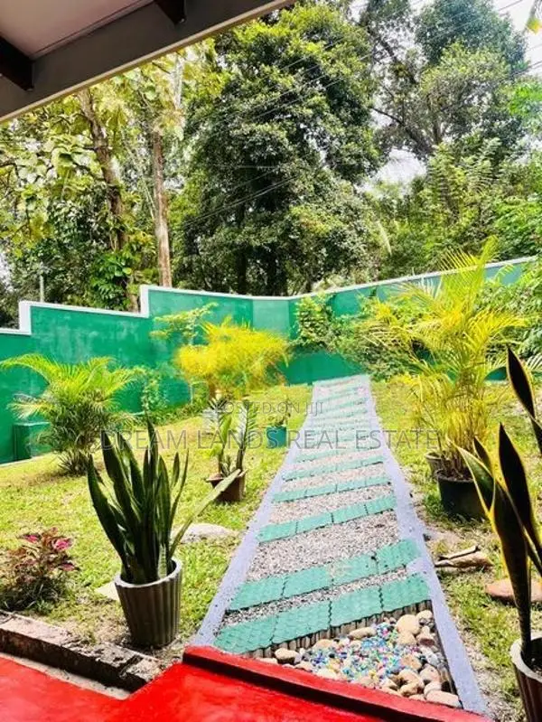 3BED HOUSE FOR SALE IN KADAWATHA WITH FURNITURE (SP1153)