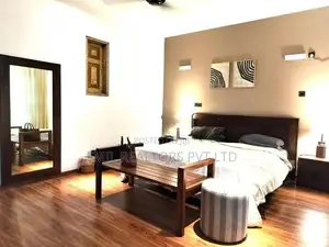 4 Bedroom Luxury Furnished House for Sale – Colombo 05 (EM164RK)