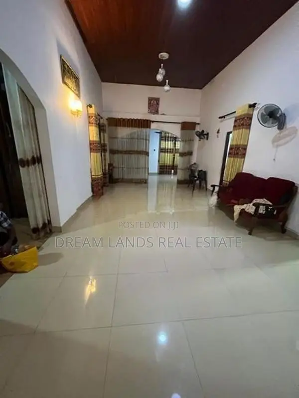 4BED HOUSE FOR RENT IN KADAWATHA (SP1239)