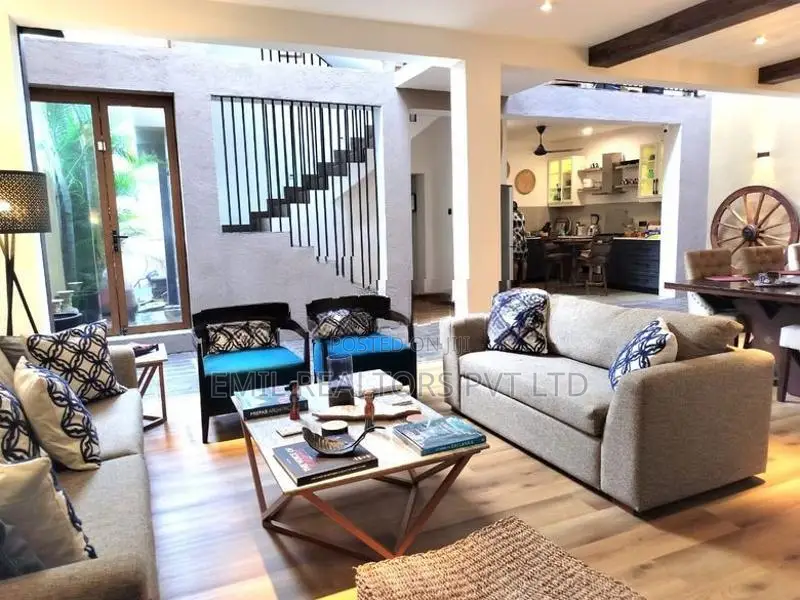 4 Bedroom Luxury Furnished House for Sale – Colombo 05 (EM164RK)