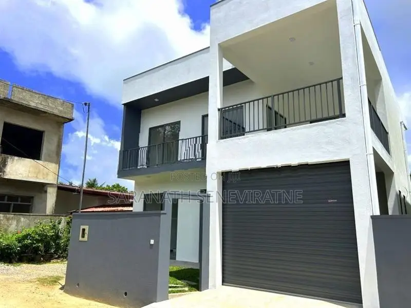 Brand-New Luxury House for Sale in Kesbewa 5 mins to Town