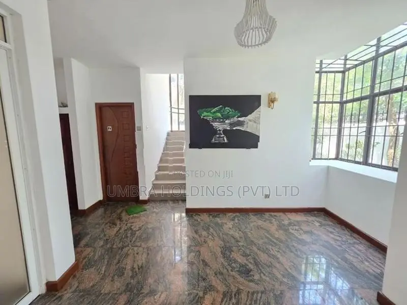 House For Sale In Fairfeild gardens Colombo 8 - 2616U/1