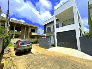 Brand-New Luxury House for Sale in Kesbewa 5 mins to Town