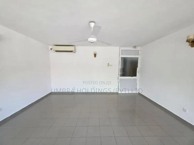 House For Sale In Fairfeild gardens Colombo 8 - 2616U/1