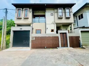 Luxury Brand New House For Sale In Thalawathugoda.