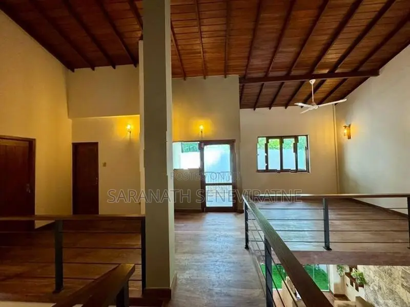 Luxury Brand New House For Sale In Thalawathugoda.