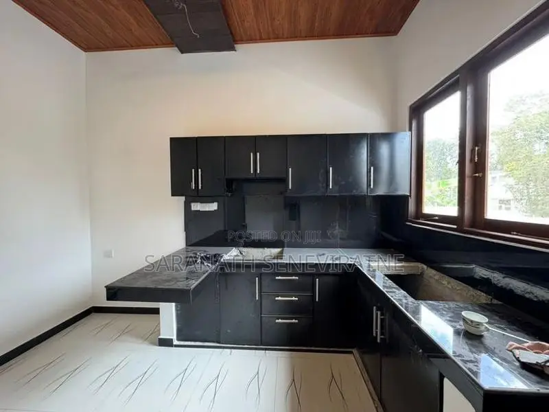 Brand-New House in Homagama Meegoda Watareka මීගොඩ - වටරැක