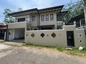 2 Storied Luxury House For Sale in Madulawa Homagama