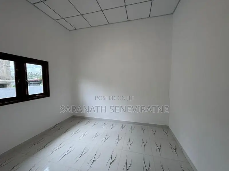 Brand-New House in Homagama Meegoda Watareka මීගොඩ - වටරැක