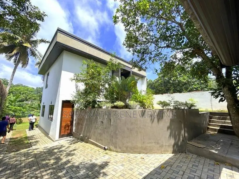Brand-New House Facing Dampe Piliyandala Bus Rd