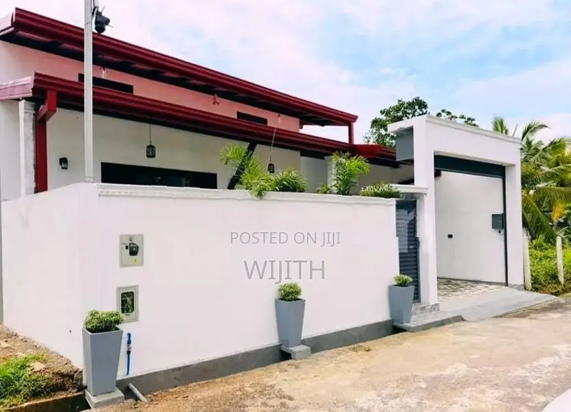 BRAND NEW SINGLE HOUSE FOR SALE IN KOTTAWA HORAN ROAD KIRWATHTUDUWA689
