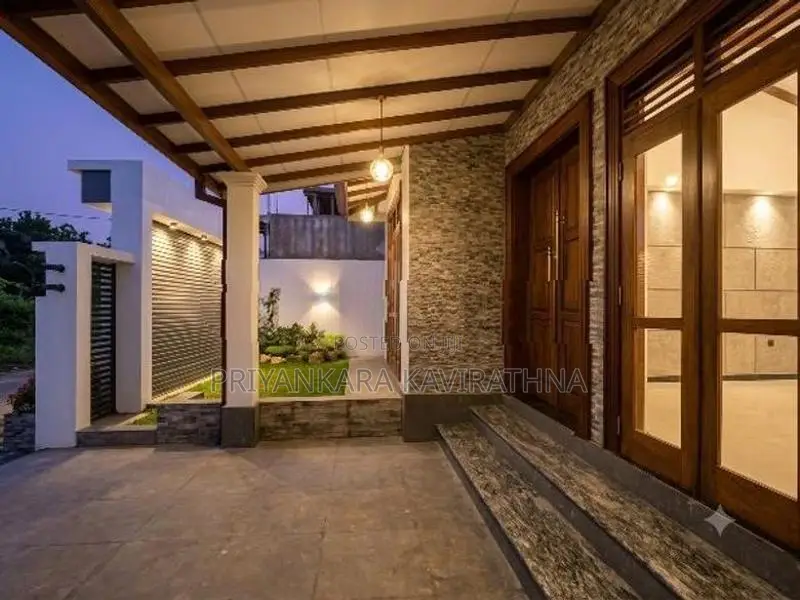 Mordern Brand New Super Quality House - Kahatuduwa