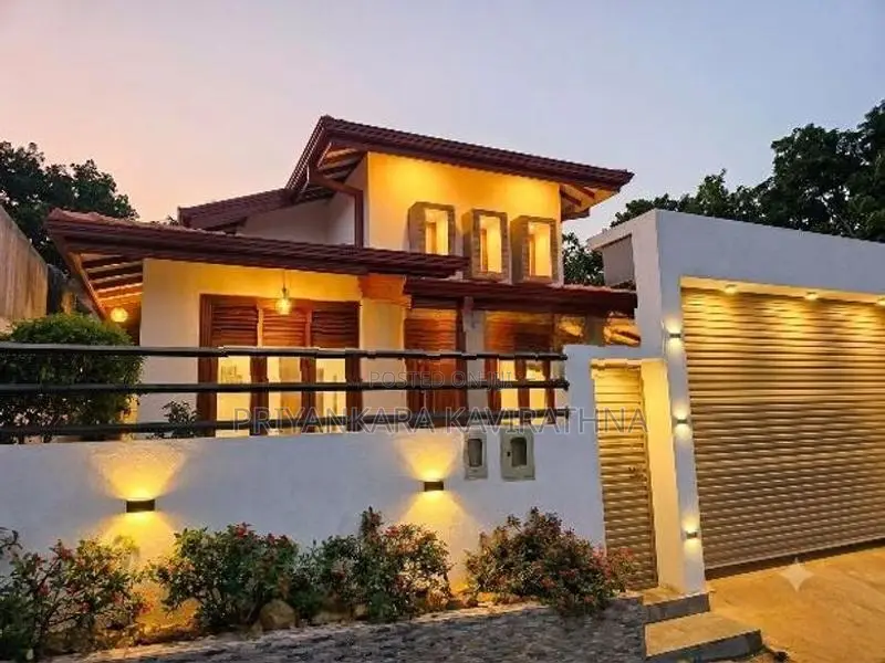 Mordern Brand New Super Quality House - Kahatuduwa