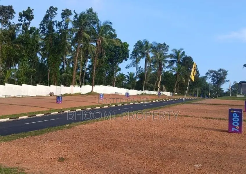 Kadawatha, kirillawala Prime Location Great Value Land For Sale