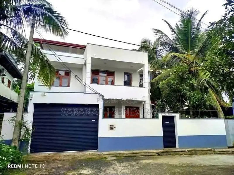2 Storied House in Good Condition For Sale Panadura Kurusa Junction