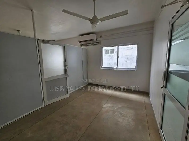Office Space For Rent Off Duplication Road Colombo 03 - 3671U