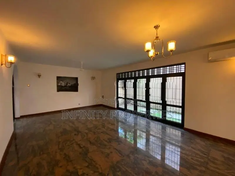 (AFA278) House for Sale in Fairfield Gardens, Colombo 8