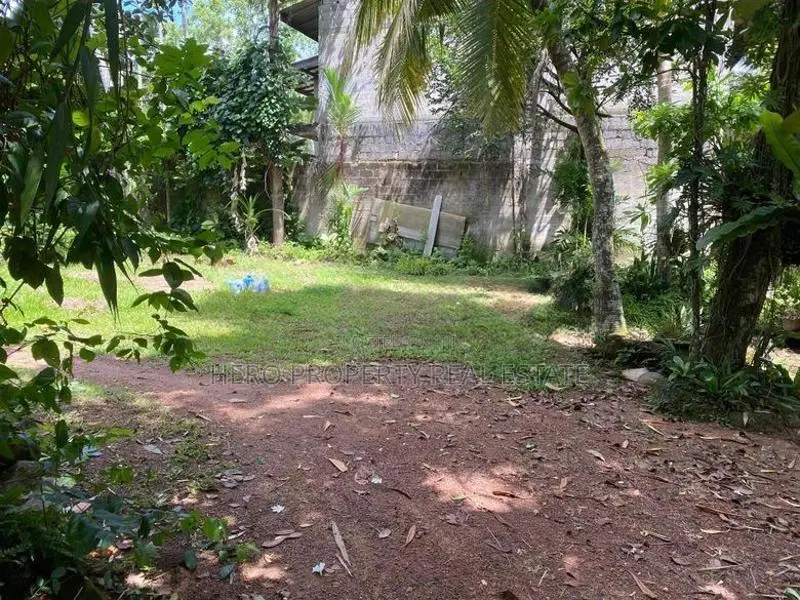 HMS059 - Valuable 10 P Land for Sale in Piliyandala