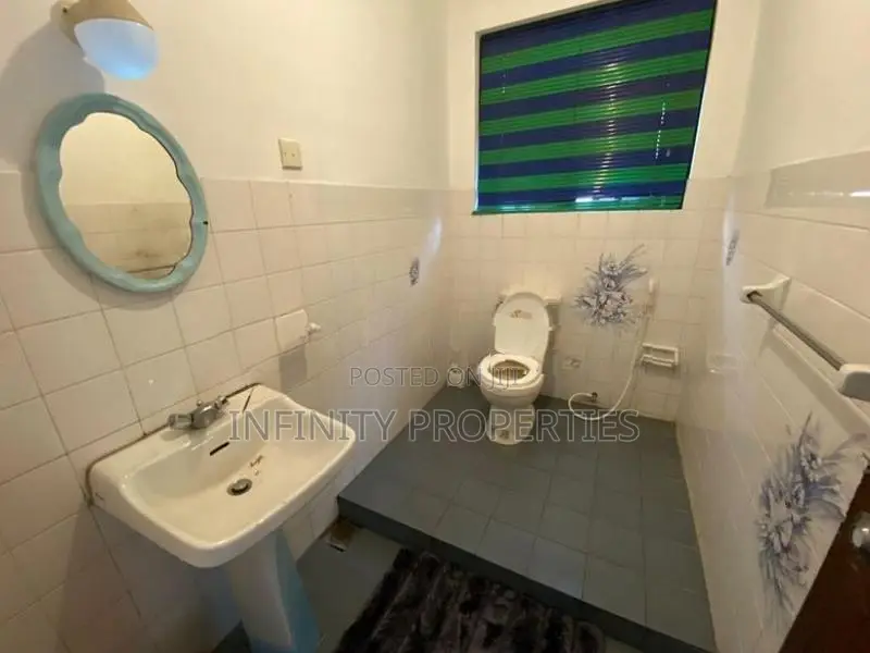 (AFA278) House for Sale in Fairfield Gardens, Colombo 8