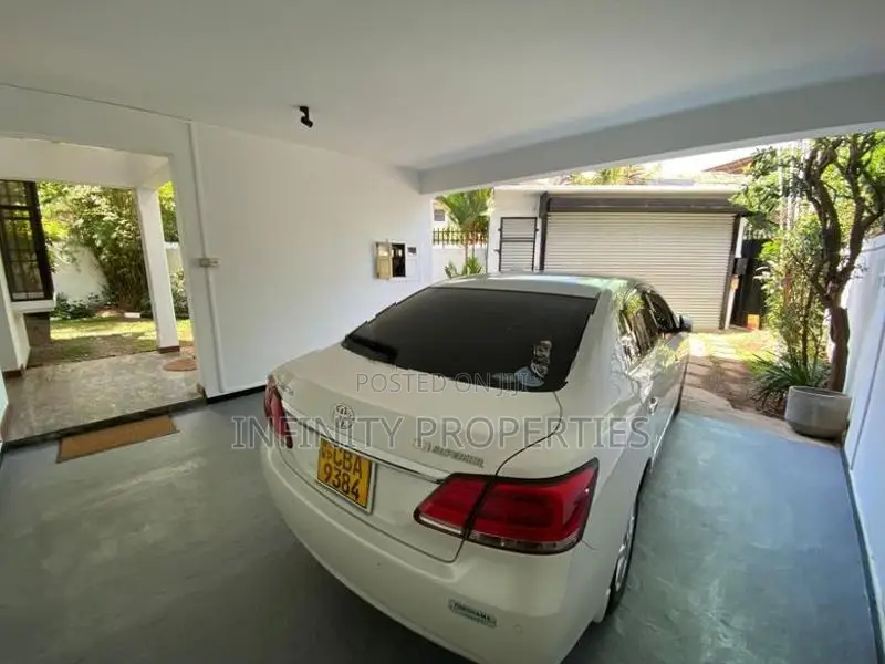 (AFA278) House for Sale in Fairfield Gardens, Colombo 8